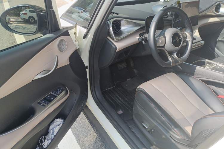 Used BYD Dolphin 2023 420 km Fashion Edition
