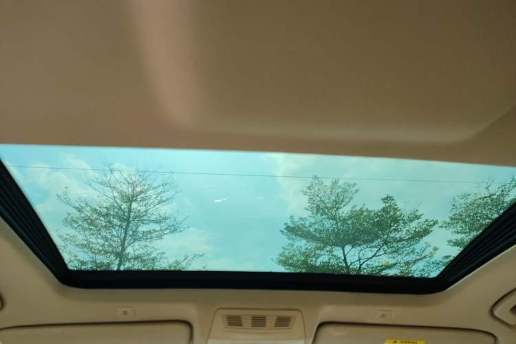 Used BMW 5 Series 2016 528i 2.0T Automatic Transmission Middle East