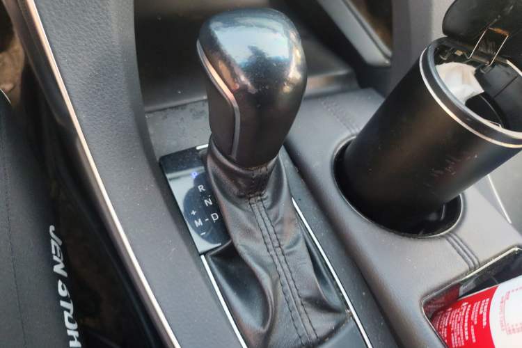 Used Toyota Avalon 2019 2.0L Luxury Edition China VI Standard