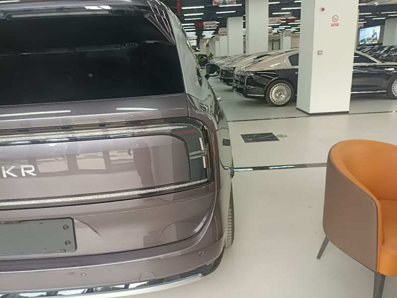 Used Zeekr 9X 2025 Hyper Edition 70kWh — 7