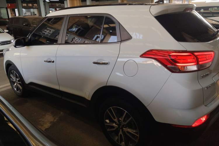 Used Hyundai ix25 2017 1.4T Automatic Smart Version