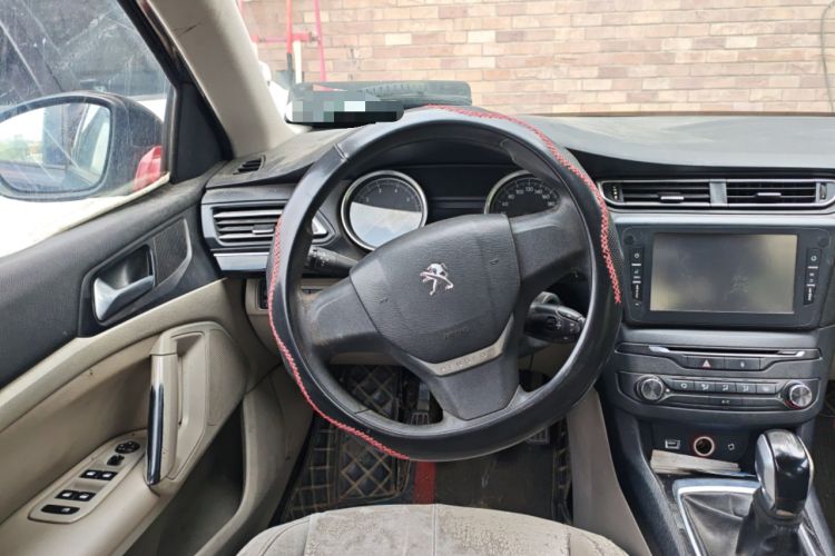 Used Peugeot 408 2014 1.8L Manual Leading Edition Steering Wheel