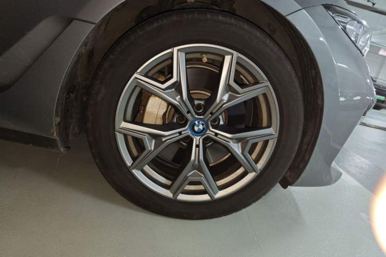 Used BMW i3 2024 eDrive 35 L