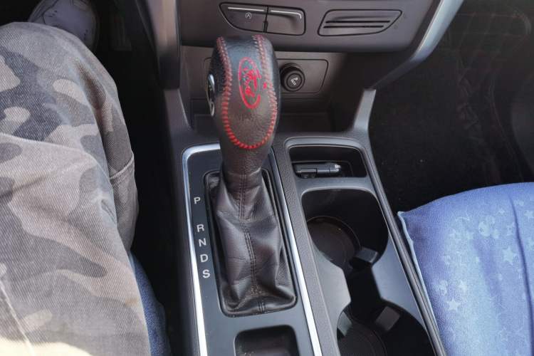 Used Ford Kuga 2018 EcoBoost 180 Two-Wheel-Drive Platinum Edition
