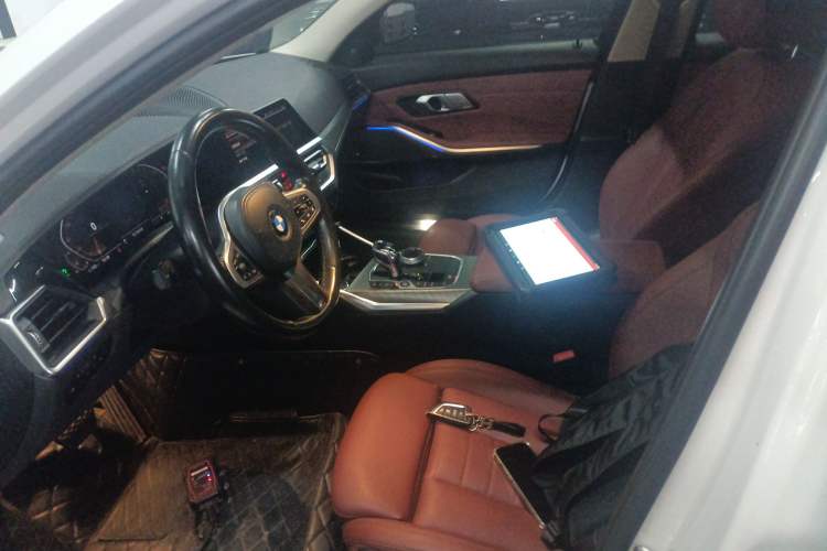 Used BMW 3 Series 2021 Second Facelift 325Li M Sport Night Edition Package
