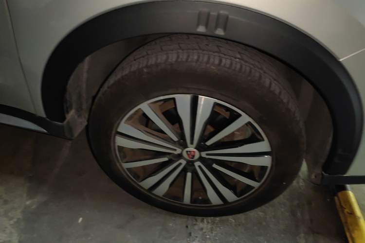 Used Roewe RX5 New Energy 2017 ERX5 EV400 Electric Internet Supreme Edition Right Front Wheel Hub