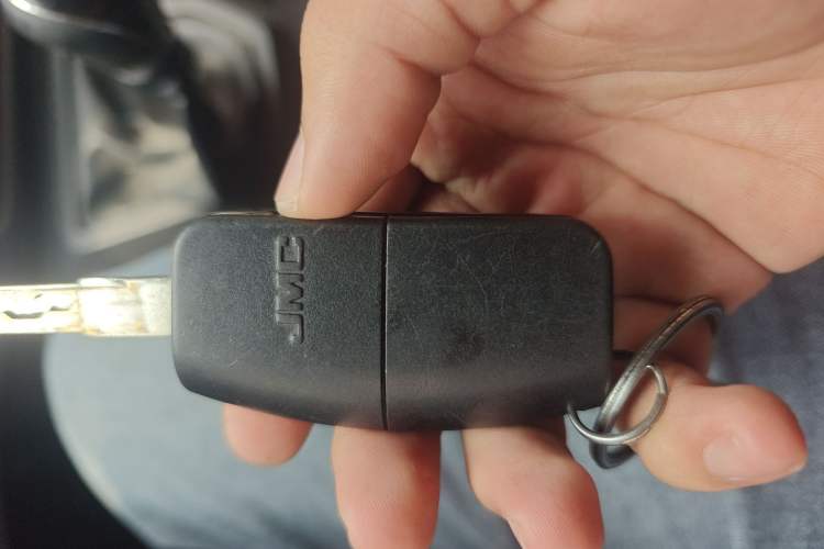 Used JMC Transit 2019 2.8T Commercial Version Short Wheelbase Low Roof 6-Seater China VI Emission Standard JX493