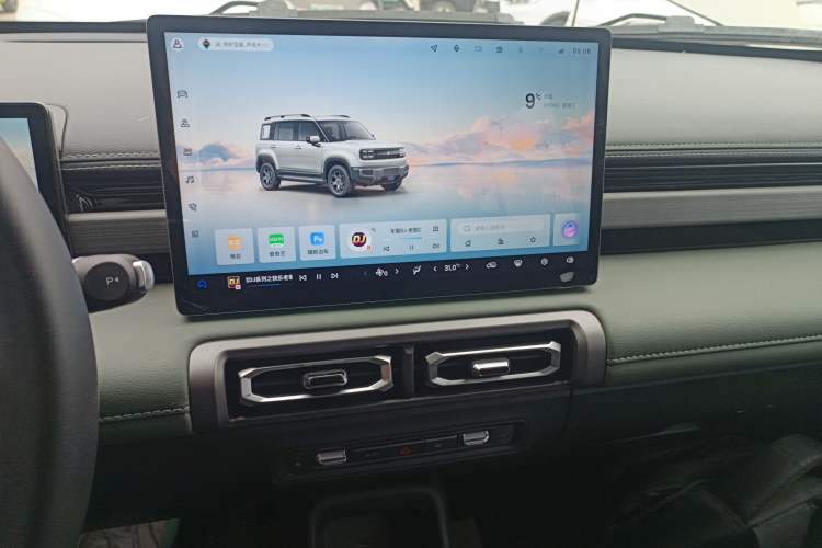 Used Baojun Spark EUV 2026 Model 501km Smart Luxury Edition Audio And AC Panel