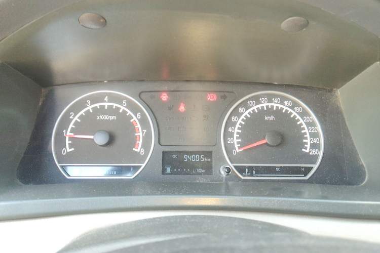 Used Geely Auto Vision 2013 1.5L Manual Comfort Model
