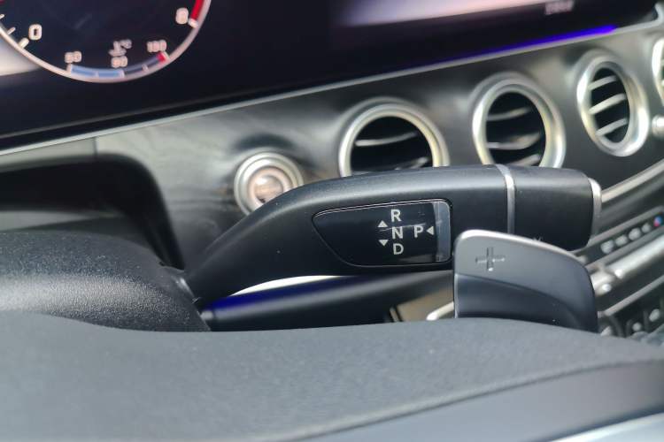 Used Mercedes-Benz E-Class 2019 E 300 L Sporty and Stylish Model
