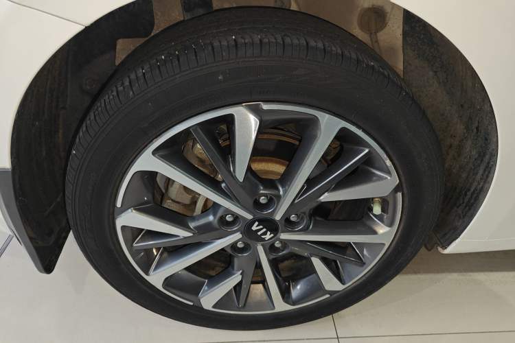 Used Kia K3 2021 1.5L CVT Fashion Edition
