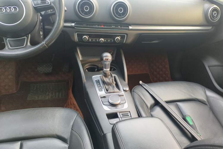 Used Audi A3 2014 Sportback 35 TFSI Automatic Comfort Model
