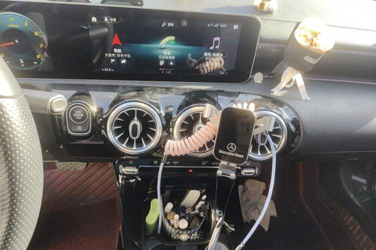 Used Mercedes-Benz A-Class 2020 Restyled A 200 L Sport Sedan Fashion Version
