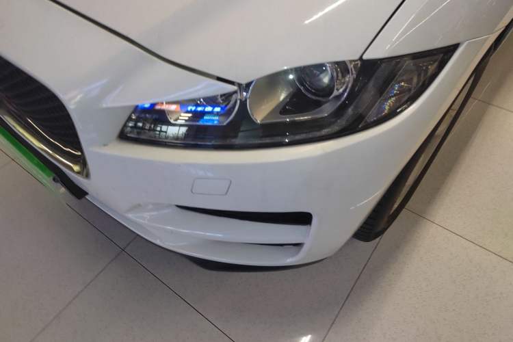 Used Jaguar F-PACE 2020 2.0T Urban Deluxe Edition Left Front Headlight