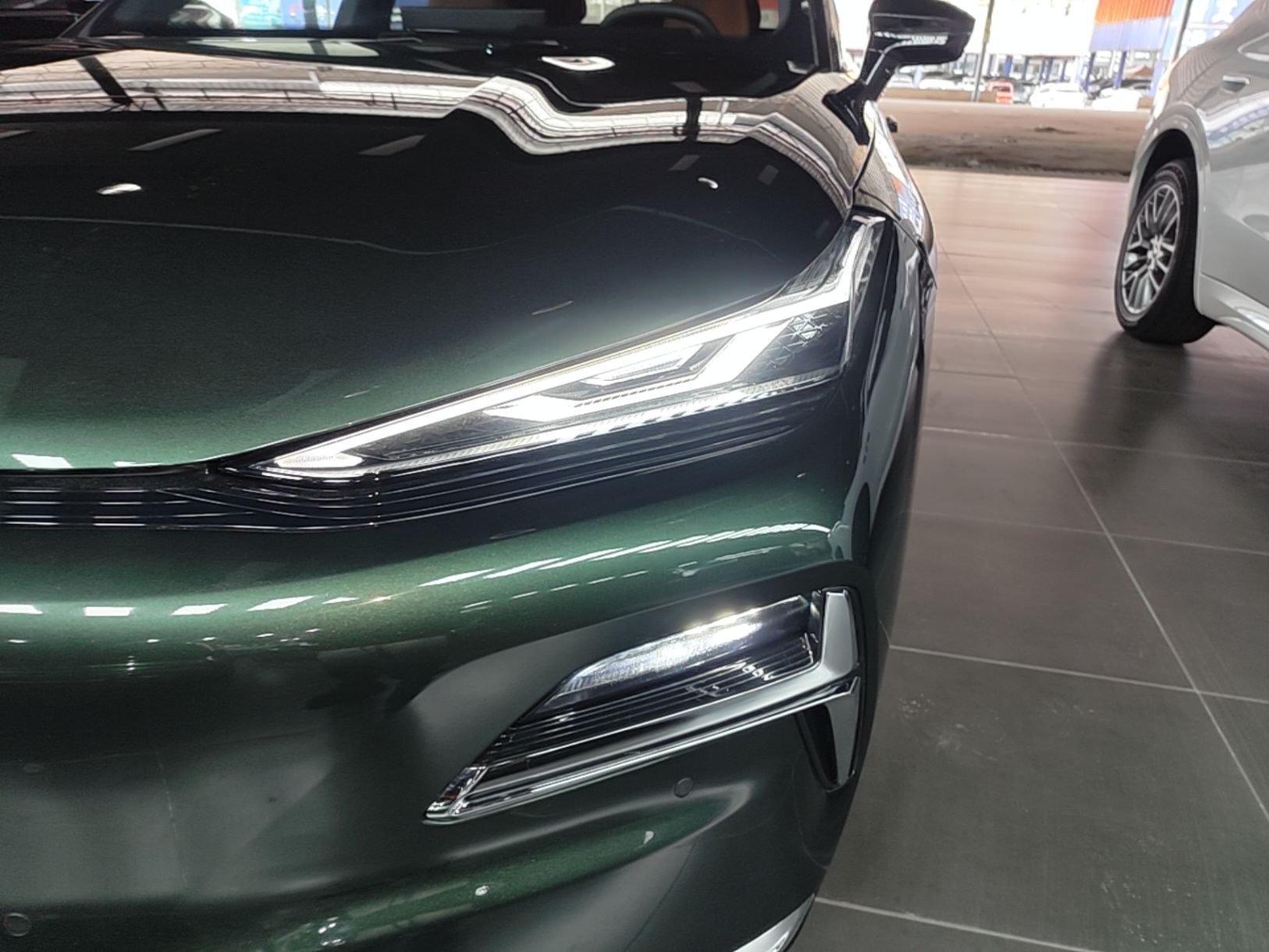 Geely Galaxy 8 2026 Model 225km EM-i Long-Range Galaxy Edition — снимка 8