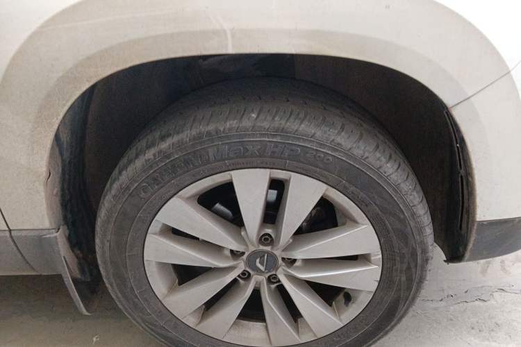 Used Jetta VS5 2019 280TSI Automatic Trend Model Right Front Wheel Hub