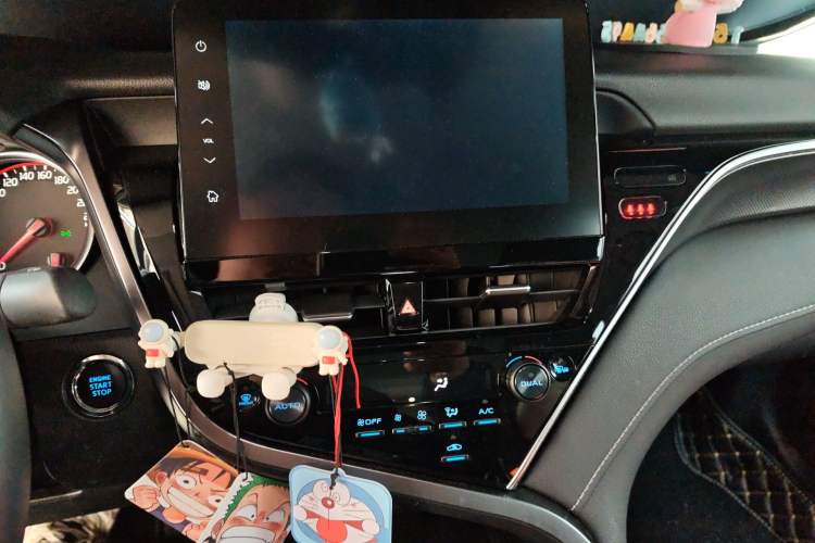 Used Toyota Camry 2021 2.0S FENGSHANG Edition
