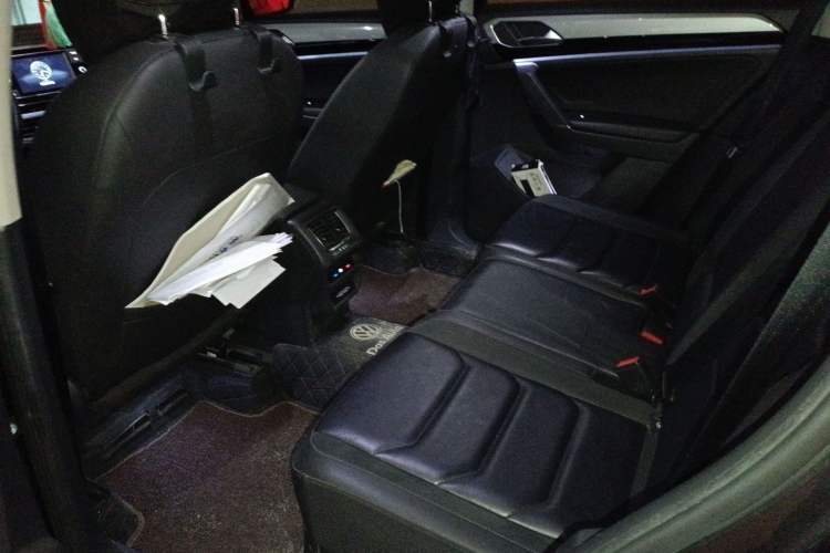 Used Volkswagen Tayron 2019 330TSI Two-Wheel Drive Luxury Model China VI Standard