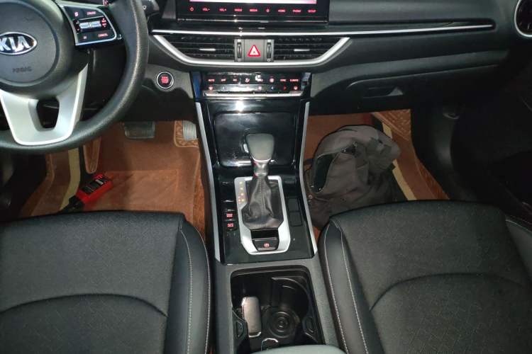 Used Kia K3 2021 1.5L CVT Fashion Edition Gear Lever