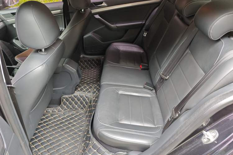 Used Volkswagen Lavida 2015 1.6L Manual Comfort Edition