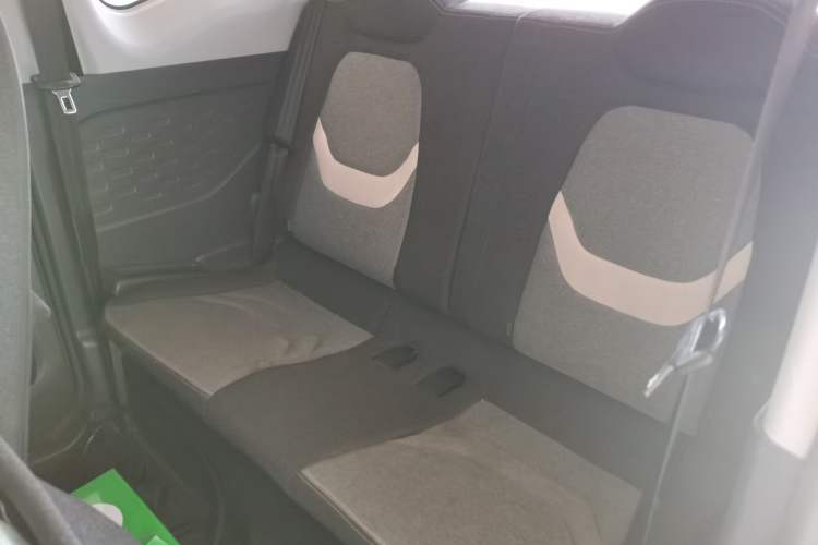 Used Chery New Energy QQ Ice Cream 2022 170km Sundae Phosphate Lithium-Ion