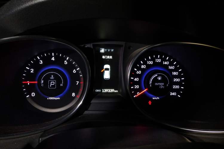 Used Hyundai Santa Fe 2013 2.0T Automatic All-Wheel Drive Prestige Version