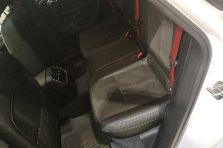 Used Porsche Macan 2017 Macan 2.0T
