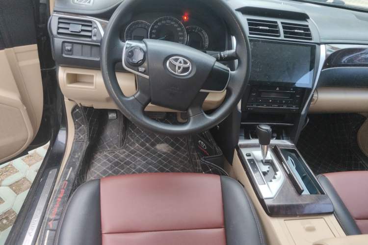 Used Toyota Camry 2015 2.0E Elite Edition Steering Wheel