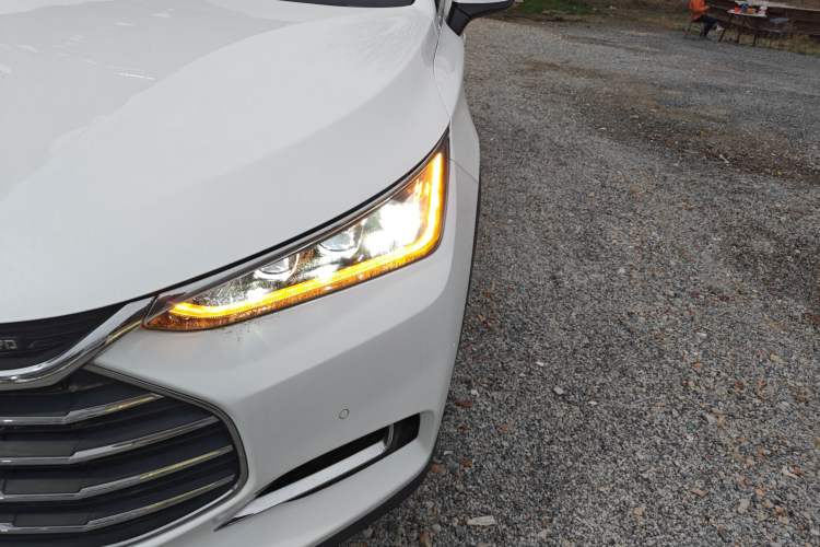 Used BYD Tang 2019 2.0T Automatic SmartConnect Luxury Edition 5 Seats China VI Standard