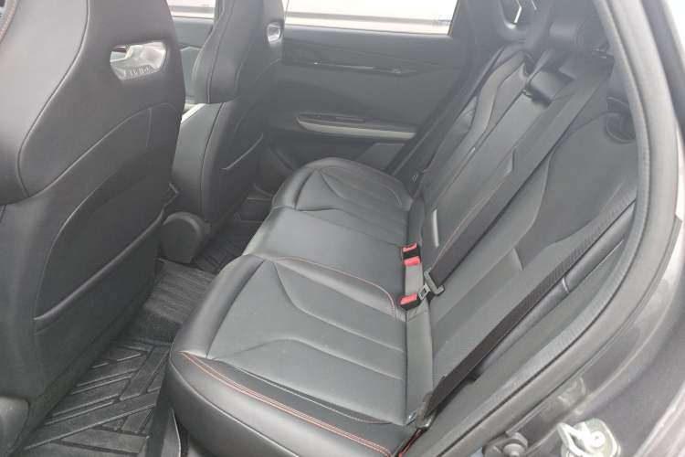 Used Changan UNI-V 2023 1.5T Prestige Model