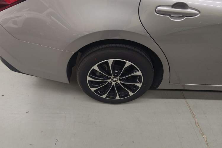 Used Toyota Avalon 2023 2.0L Premium Edition