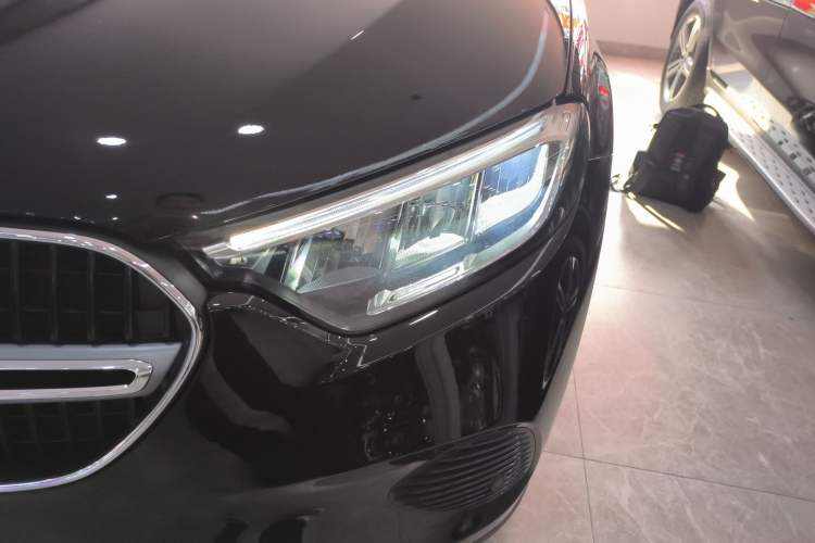 Used Mercedes-Benz GLC 2023 Facelift GLC 260 L 4MATIC Dynamic Version 5 Seats Left Front Headlight