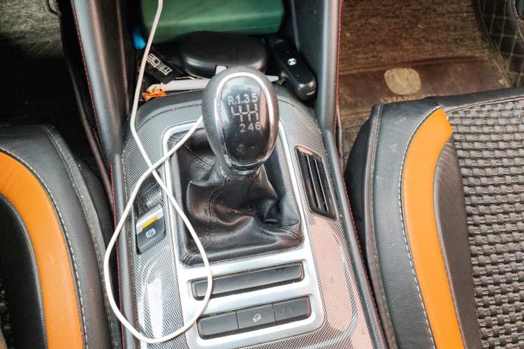 Used CHANGAN CS55 2017 1.5T Manual Colorful Edition
