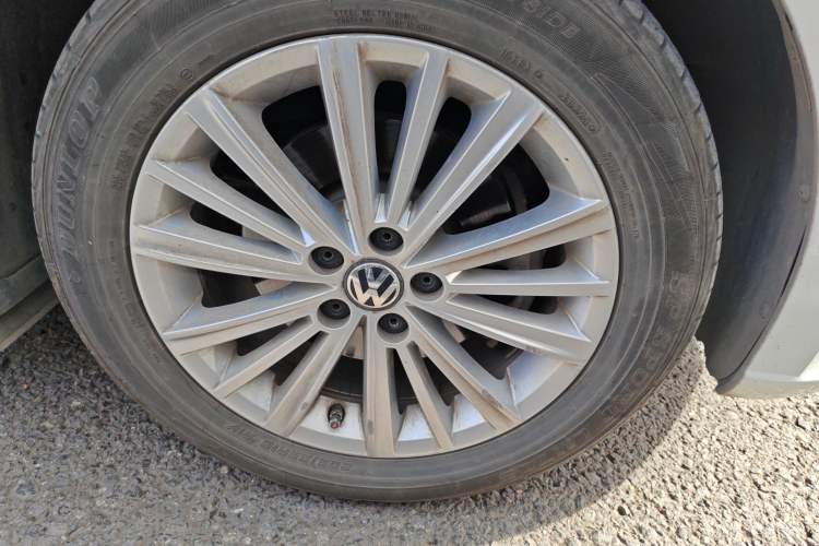 Used Volkswagen Gran Lavida 2013 1.6L Automatic Comfort Model