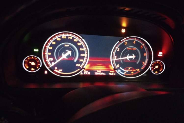 Used BMW X5 2018 xDrive28i
