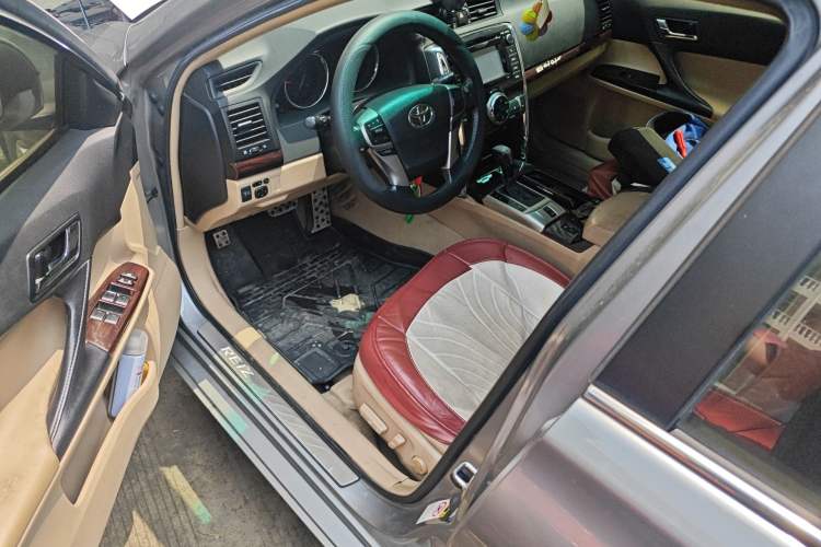 Used Toyota Reiz 2010 2.5V Fengdu Elite Edition Driver Seat