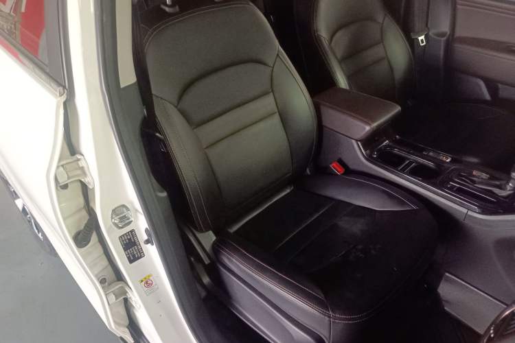 Used GAC Trumpchi GS3 2017 200T Automatic Luxury Edition Right Front Seat