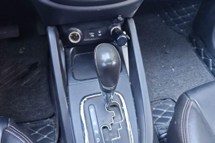 Used Changan CS35 2014 1.6L Automatic Luxury Model China IV Standard