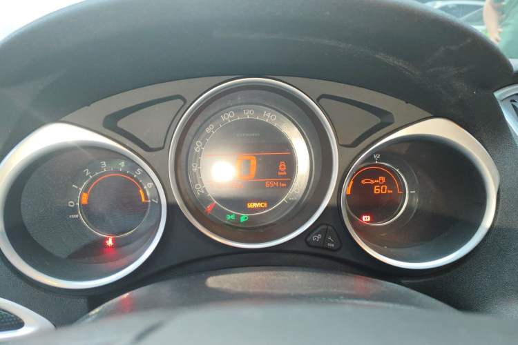 Used Citroen C4L 2014 1.8L Intelligent Drive Manual Version – Dynamic Edition
