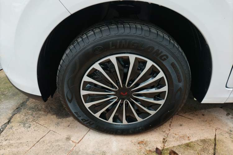 Used Wuling Hongguang New Energy 2025 Extended-Range Hybrid 50 km Utility Version