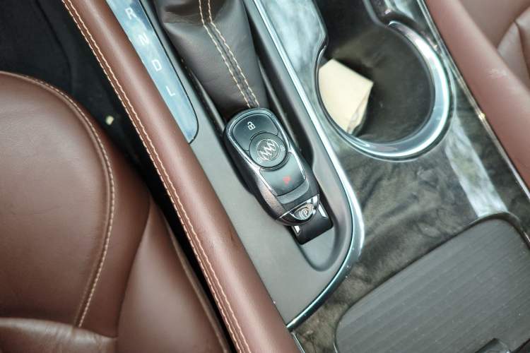 Used Buick Envision 2015 20T Two-Wheel-Drive Elite Model