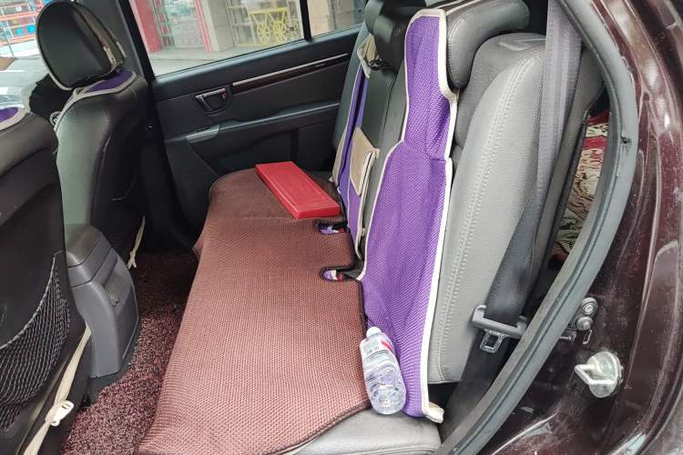 Used Hyundai Santa Fe Classic 2010 2.4 Ultimate Edition 7-Seater Four-Wheel Drive