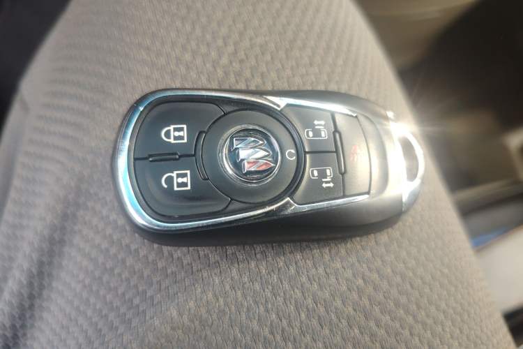 Used Buick GL8 2022 ES Landtrek 653T Luxury Edition
