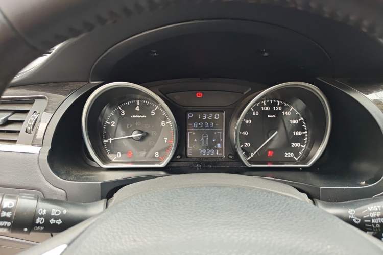 Used Zotye T600 2015 2.0T DCT Prestige Edition Instrument Cluster