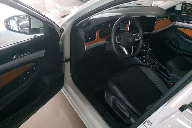Used Volkswagen Bora 2026 200TSI DSG Yuexing Navigation Edition
