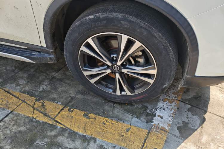 Used Nissan X-Trail 2020 2.5L XL ITS 3-Row CVT 4WD Seven-Seater Luxury Navigation Edition Right Front Wheel Hub