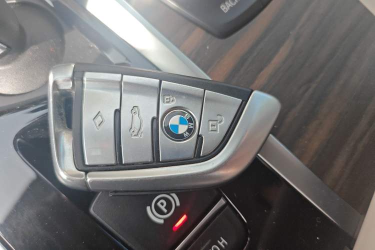 Used BMW 5 Series 2018 530Li Leading Edition Luxury Package
