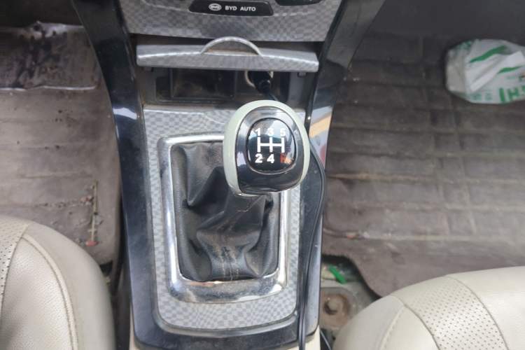 Used BYD Surui 2012 1.5L Manual Luxury Version