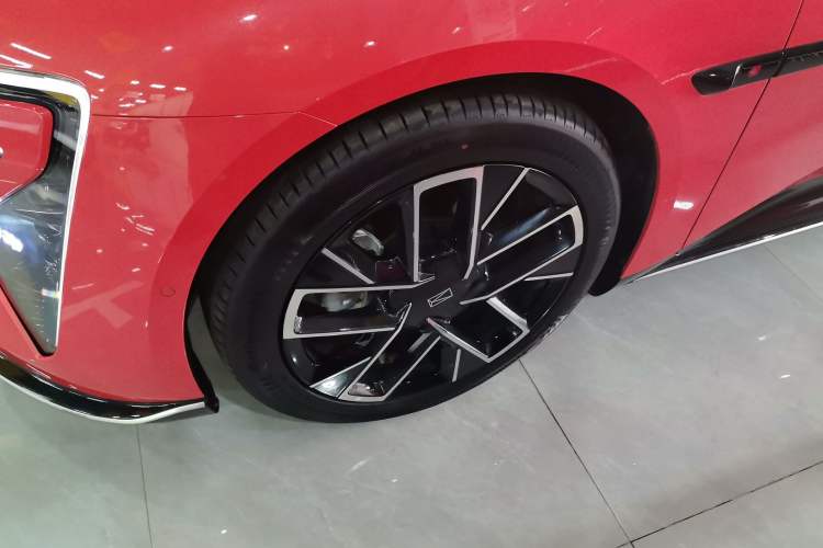 Used Avatr 06 2025 Pro Range-Extended Edition
