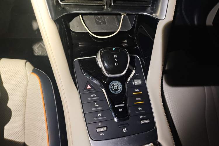 Used BYD Song PLUS New Energy 2021 DM-i 110KM Flagship PLUS Gear Lever